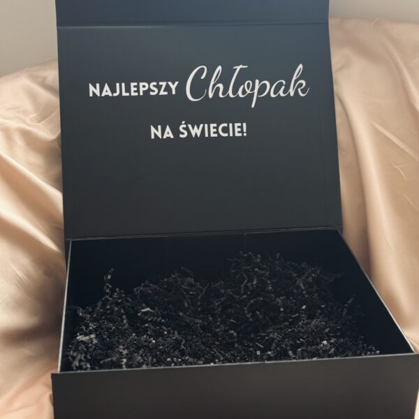 Personalizowany elegancki box na dzień chłopaka